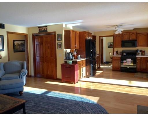 164 Bates Road Westfield, MA 01085 - Photo 5 of 30 Gallery Image 5