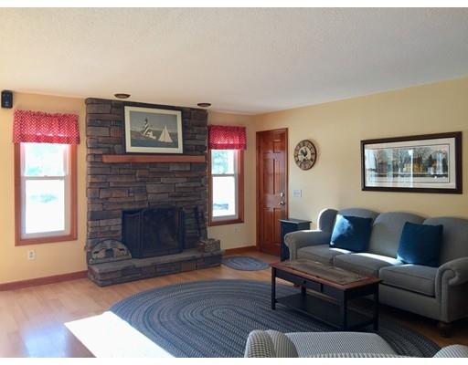 164 Bates Road Westfield, MA 01085 - Photo 7 of 30 Gallery Image 7