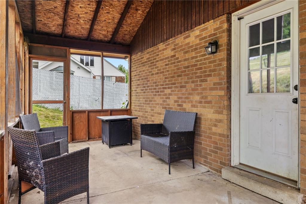 112 Chestnut Place Irwin, PA 15642 - Photo 23 of 32
