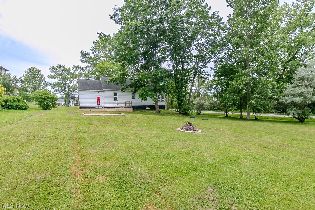 7987 Euclid Chardon Road Kirtland, OH 44094 - Photo 6 of 33