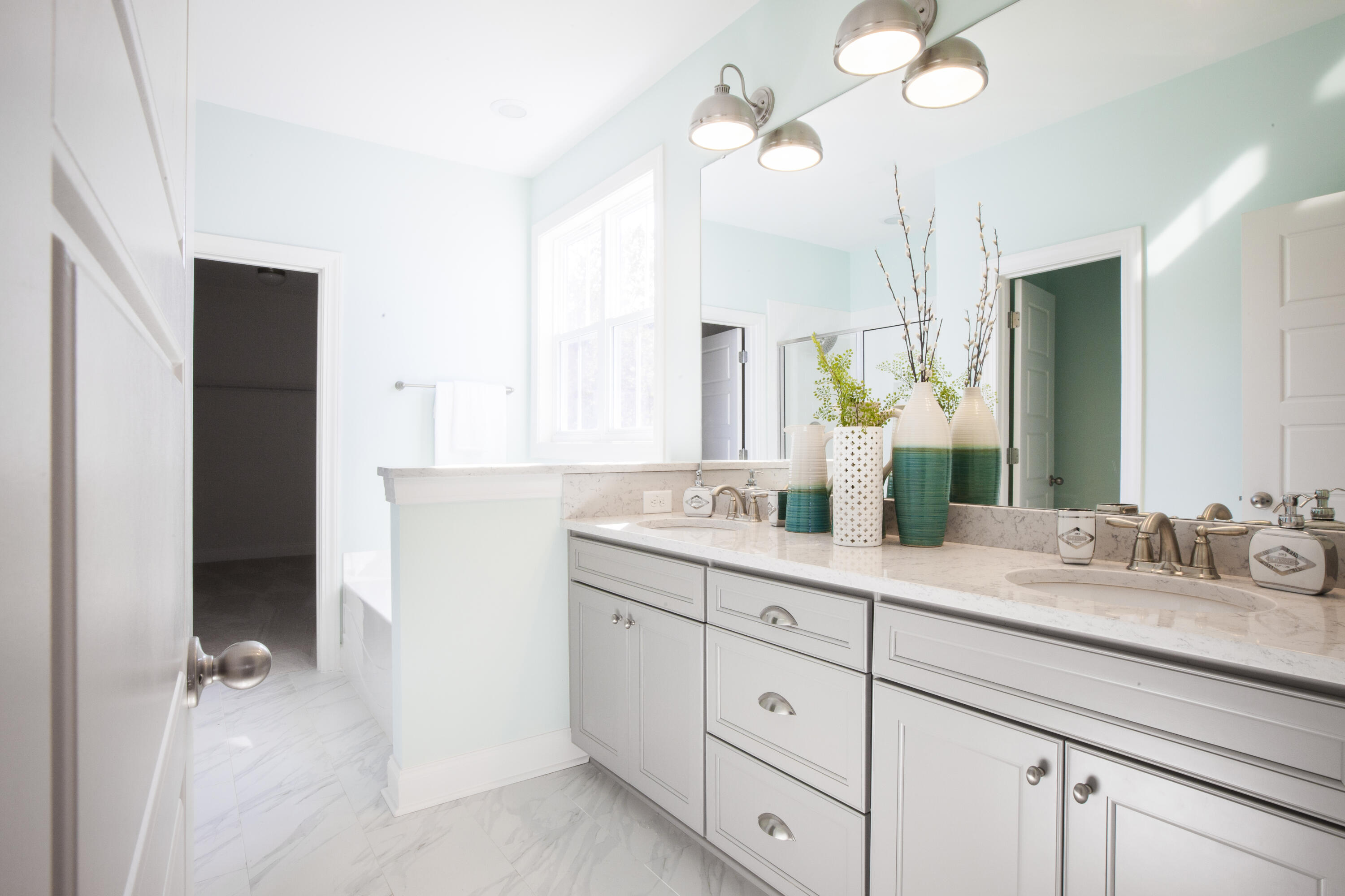 1252 Crooked Oak Road Charleston, SC 29492 - Photo 19 of 23 VA Owners Bath