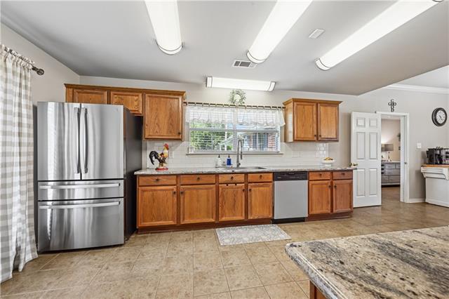 28503 Little Dixie Ranch Road Lacombe, LA 70445 - Photo 11 of 31 Gallery Image 11
