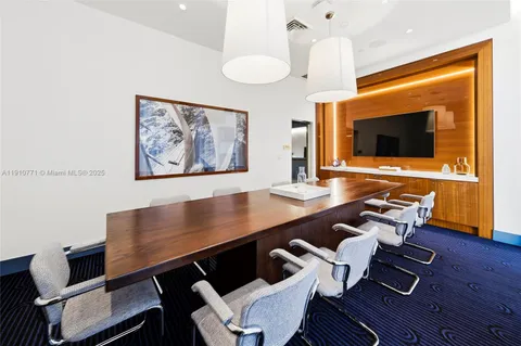 $1,650,000 | 2678 Tigertail Avenue, Unit 1110, Miami, FL 33133