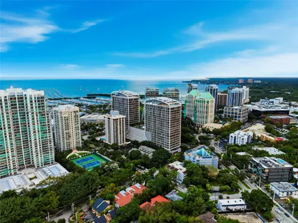 $1,650,000 | 2678 Tigertail Avenue, Unit 1110, Miami, FL 33133