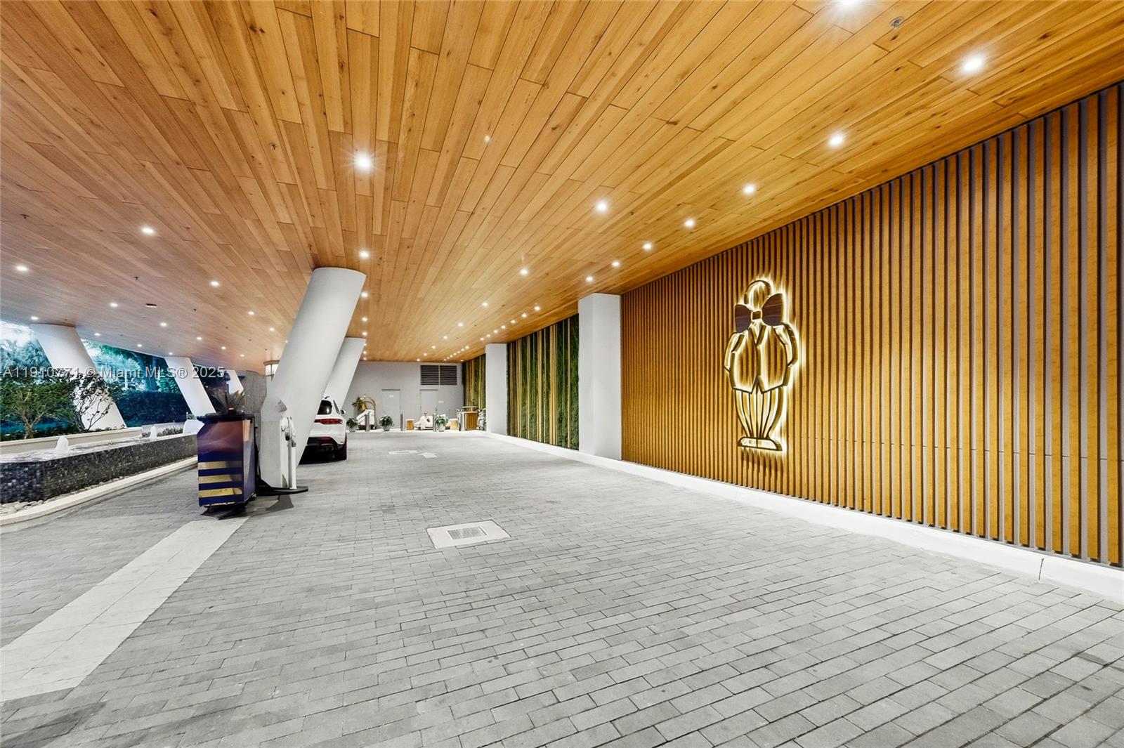 2678 Tigertail Avenue, Unit 1110 Miami, FL 33133 - Photo 69 of 77