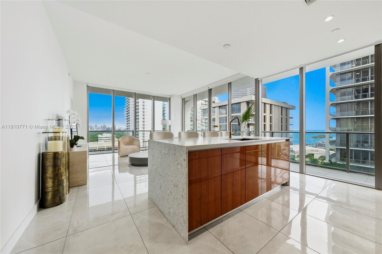 2678 Tigertail Avenue, Unit 1110 Miami, FL 33133 - Photo 7 of 77