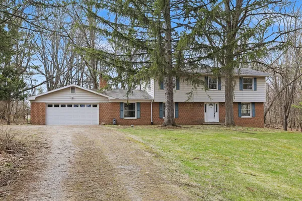 $675,000 | 2889 Parkridge Drive, Ann Arbor, MI 48103