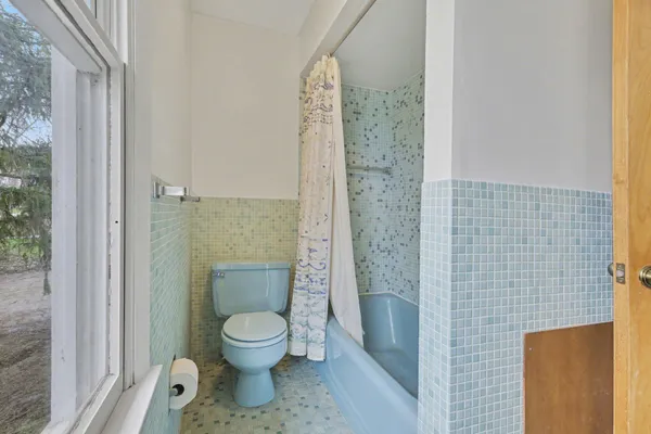 $675,000 | 2889 Parkridge Drive, Ann Arbor, MI 48103