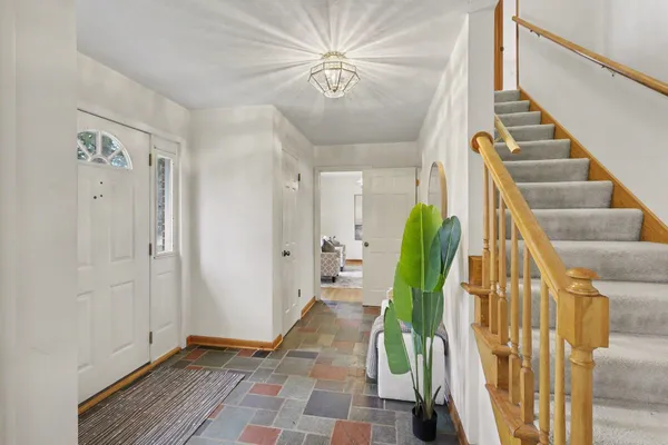 $675,000 | 2889 Parkridge Drive, Ann Arbor, MI 48103