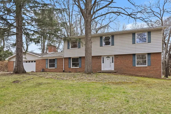 $675,000 | 2889 Parkridge Drive, Ann Arbor, MI 48103