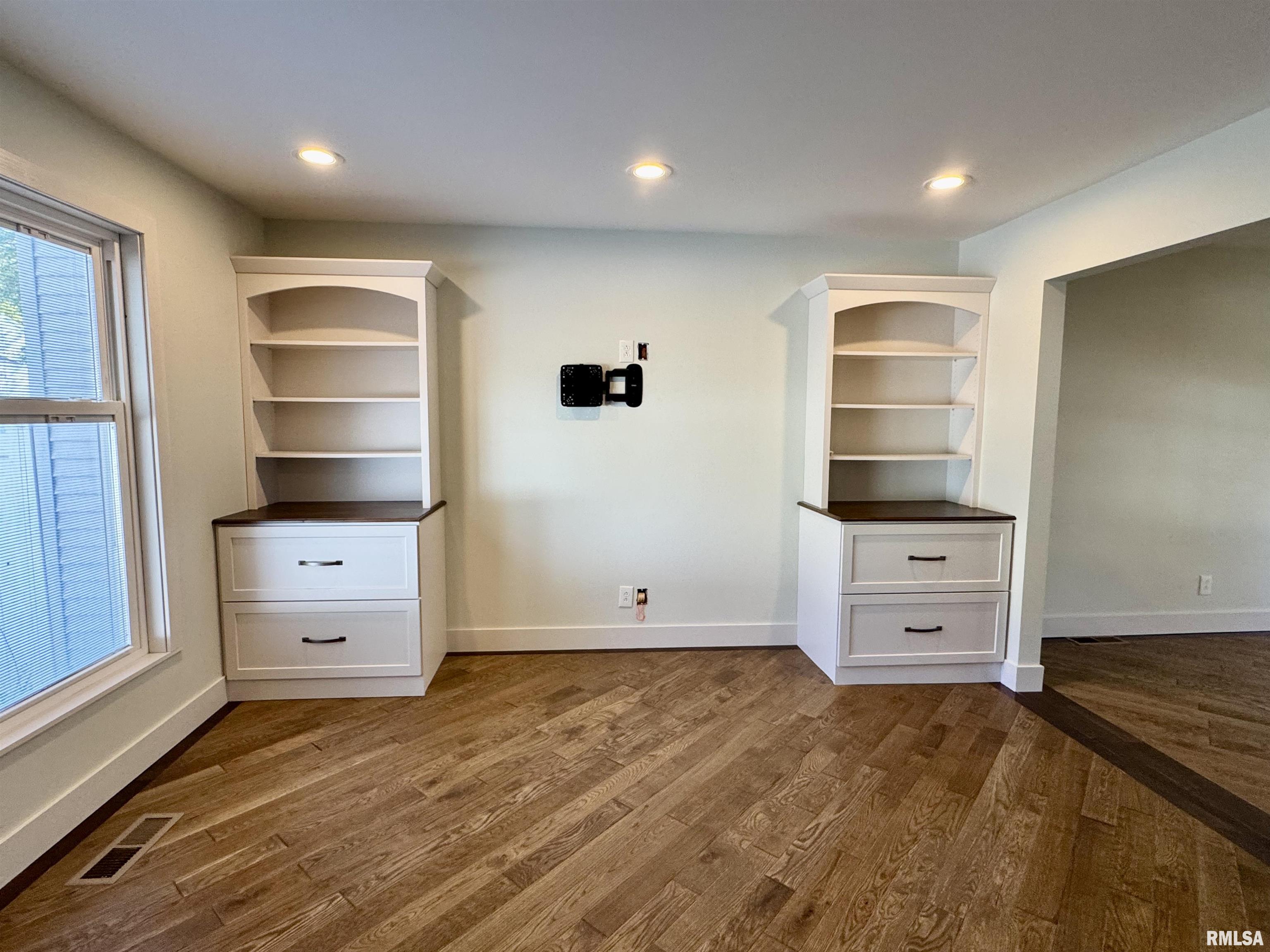 65 North Yorktown Road Macomb, IL 61455 - Photo 9 of 51 Gallery Image 9