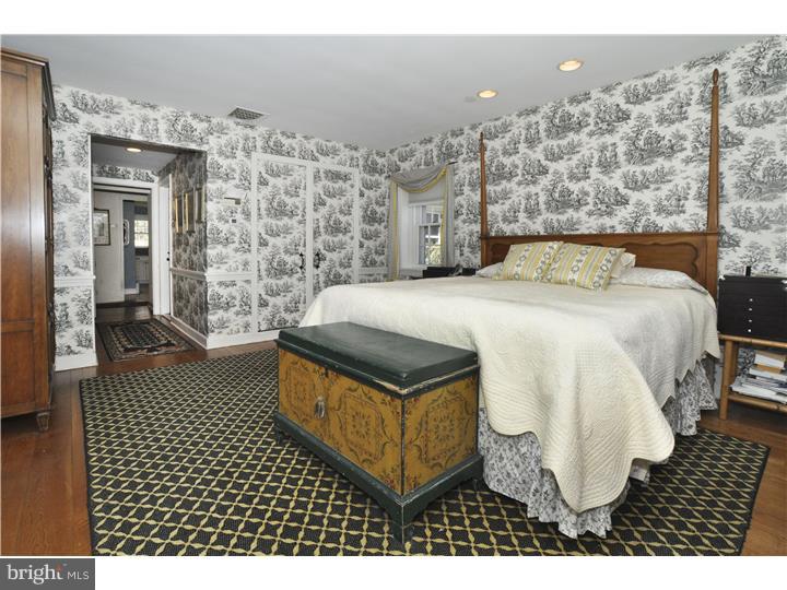 1420 Hunter Road Rydal, PA 19046 - Photo 19 of 25 Master Bedroom