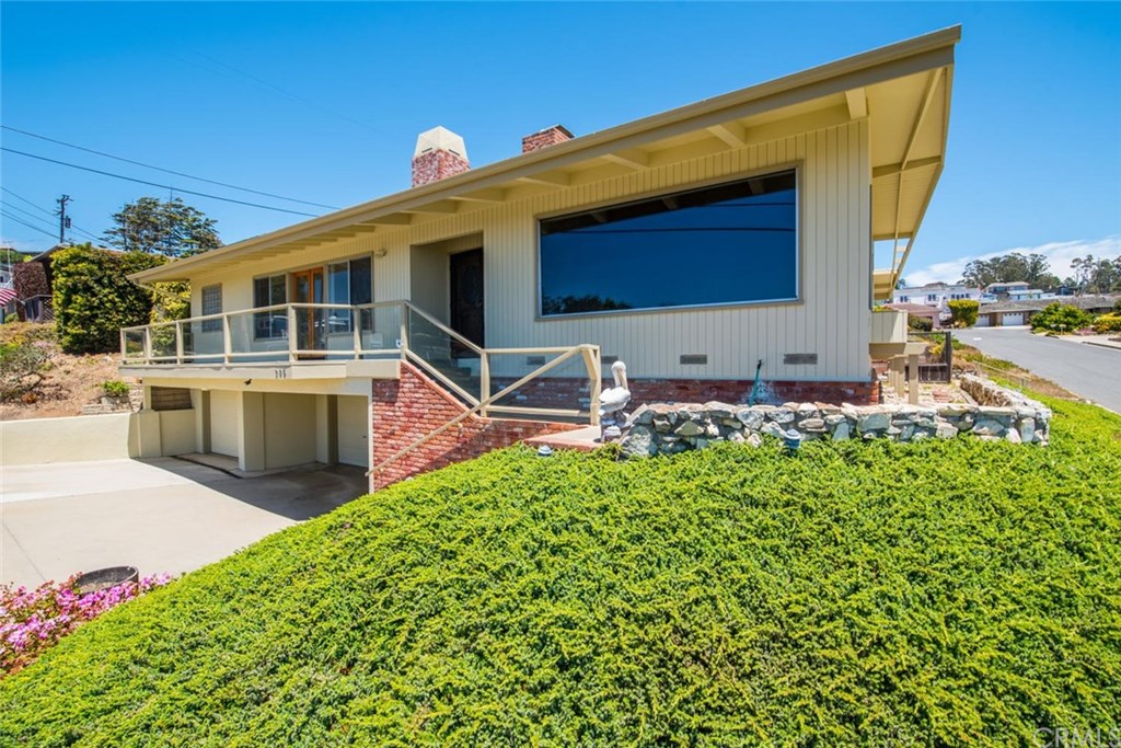 286 Piney Way Morro Bay, CA 93442 - Photo 1 of 1