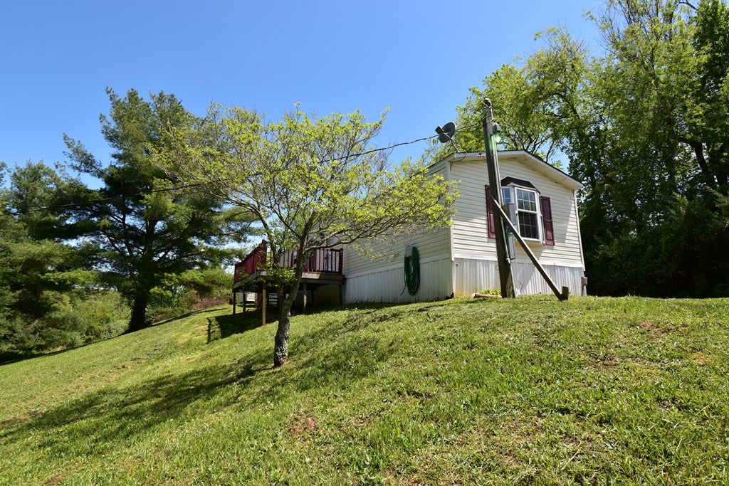 450 Joy Ranch Road Woodlawn, VA 24381 - Photo 26 of 28 Gallery Image 26