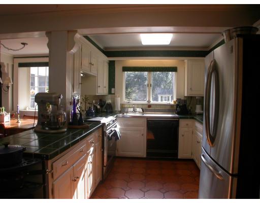 174 Independence Road Concord, MA 01742 - Photo 5 of 6