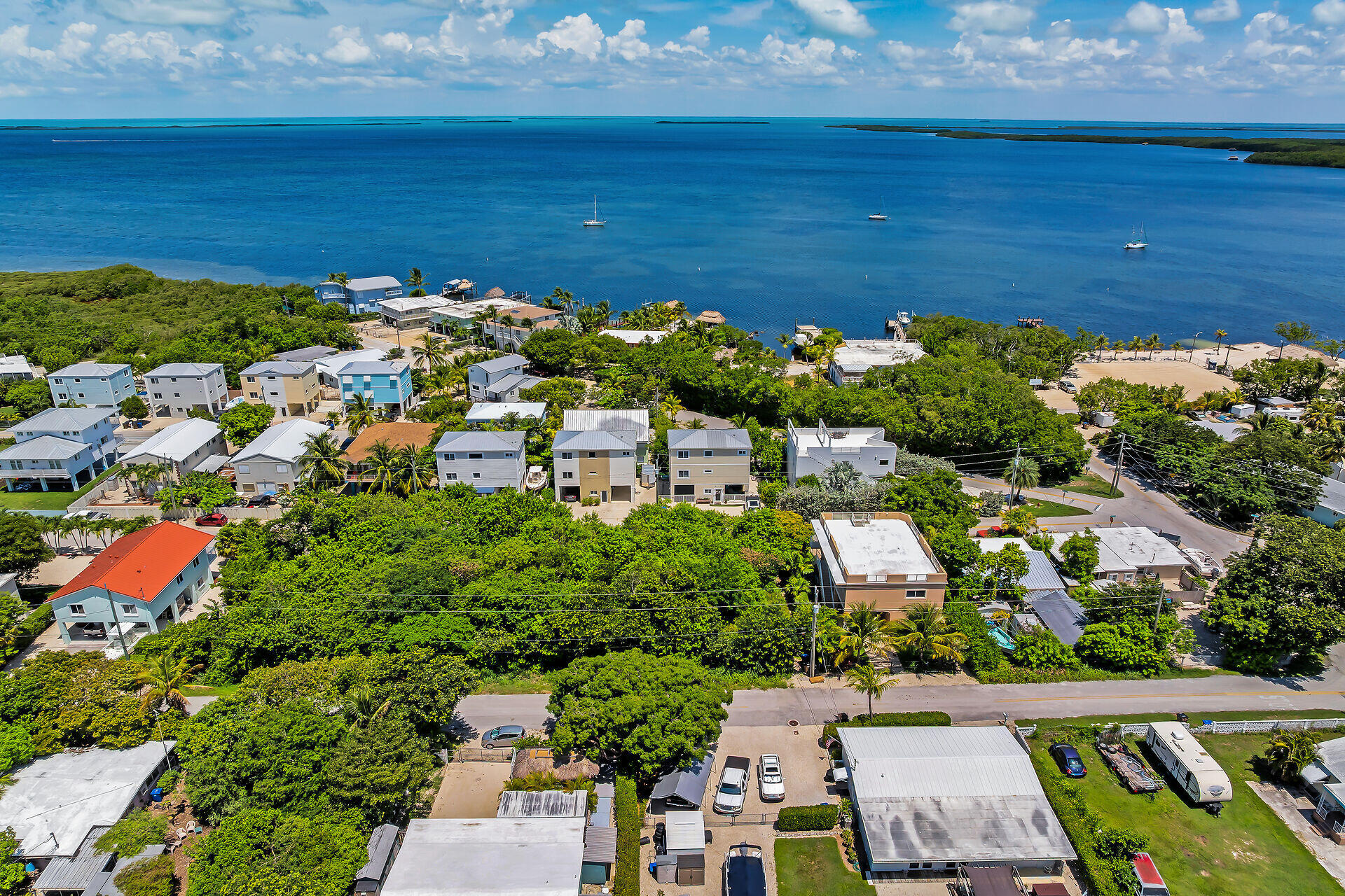 Lake View Dr Key Key Largo, FL 33037 - Photo 22 of 25 a view of building and ocean