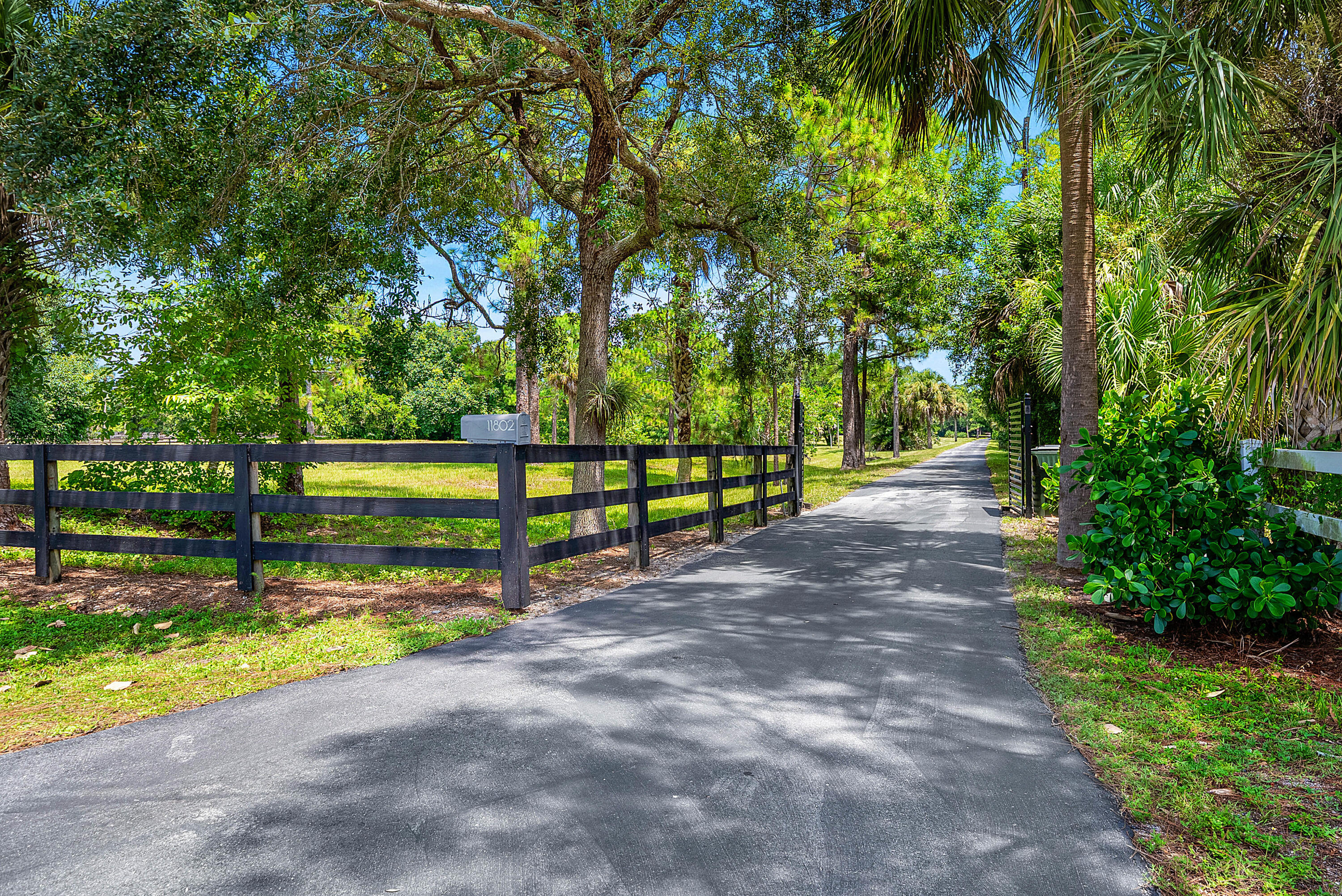 11802 Acme Road Wellington, FL 33414 - Photo 56 of 75 070-11802AcmeRoad-Wellington-FL-33414-FU