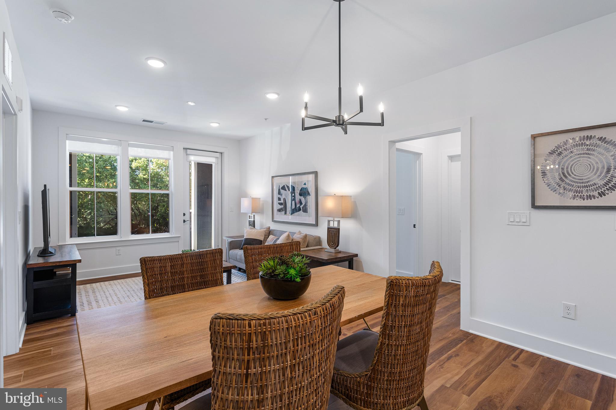 78 Old Mill Bottom Road North, Unit 103 Annapolis, MD 21409 - Photo 22 of 37 Bright, Welcoming Entertaining