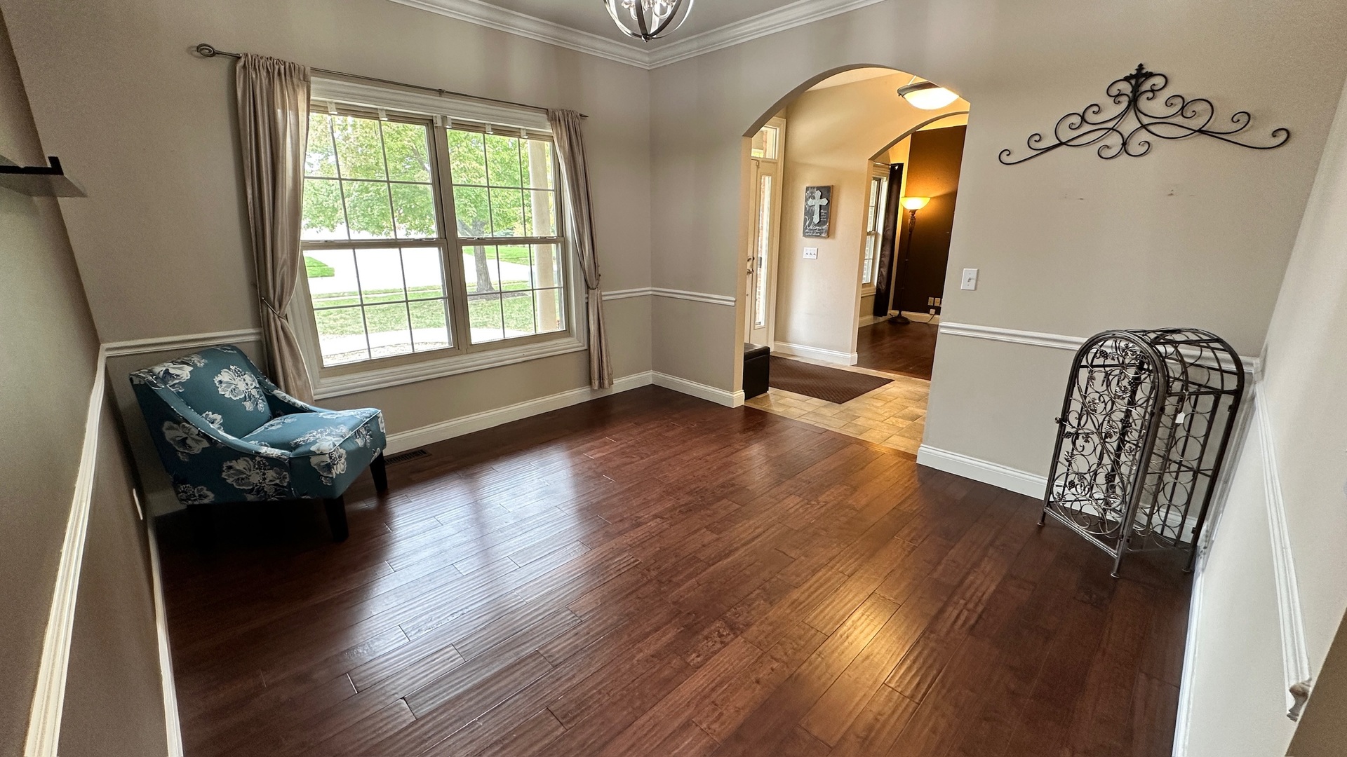 2906 Springhill Lane Champaign, IL 61822 - Photo 13 of 48 a view of a livingroom with furniture and wooden floor