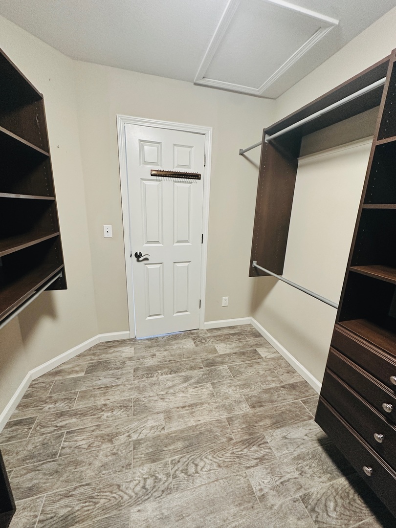 2906 Springhill Lane Champaign, IL 61822 - Photo 22 of 48 a view of an empty room