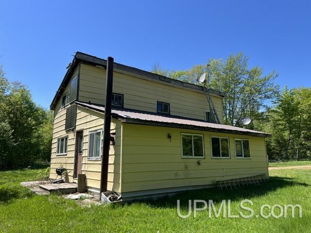 54335 Gay Road Lake Linden, MI 49945 - Photo 3 of 41