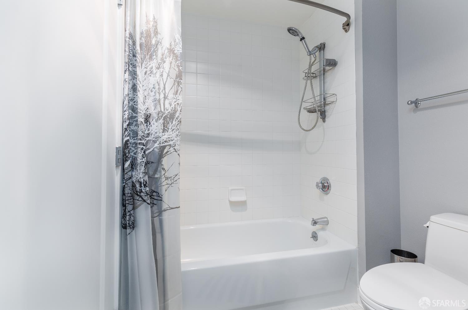 88 King Street, Unit 513 San Francisco, CA 94107 - Photo 20 of 41 a bathroom with a toilet and shower