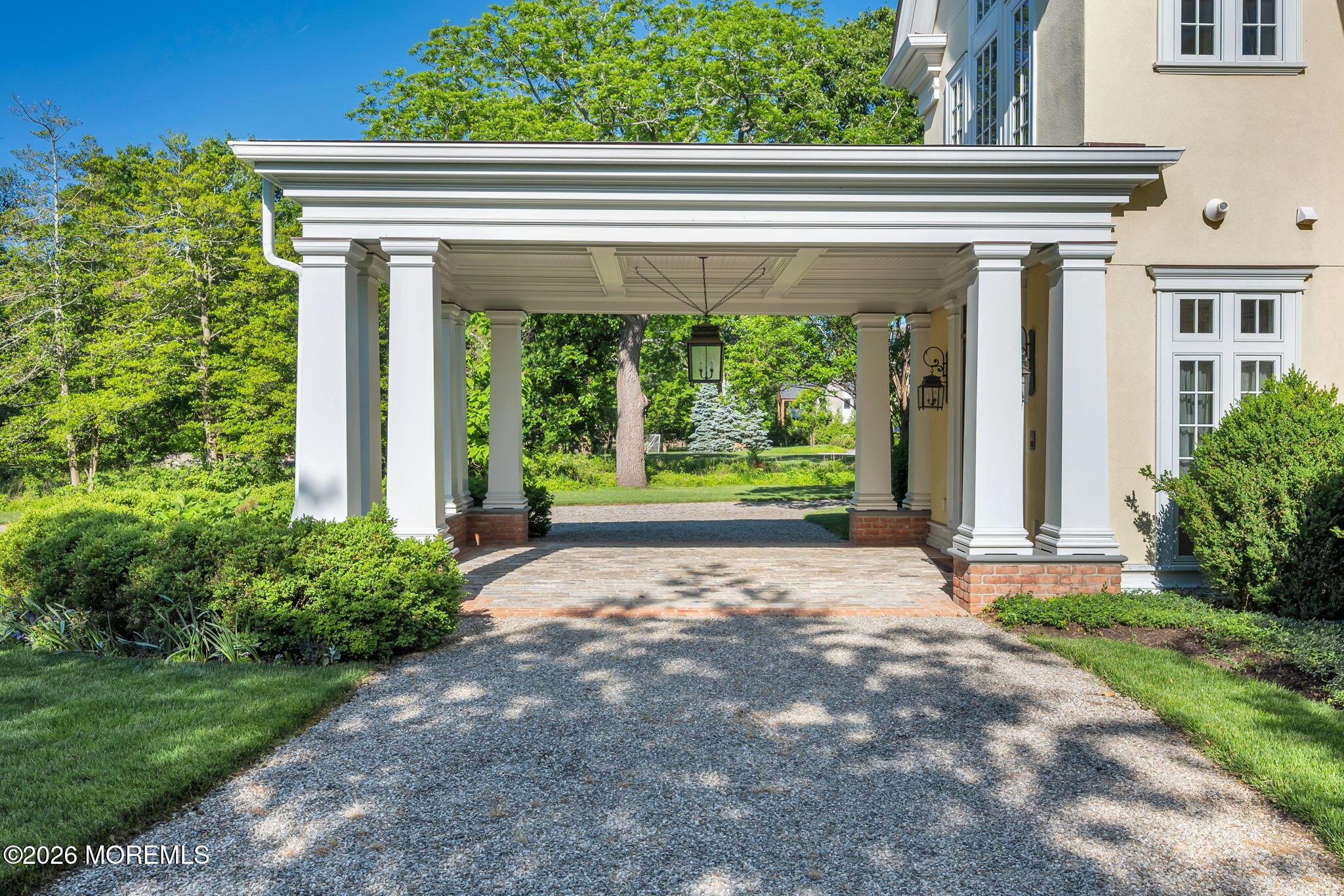 14 Ridge Road Rumson, NJ 07760 - Photo 8 of 48 Front door covered area