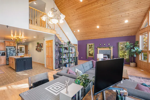 $517,900 | 1840 South Campbell Road, Branch, MI 49402