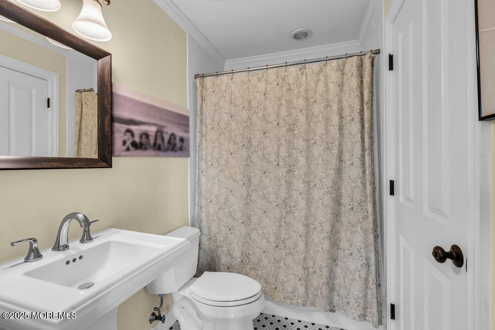 17 Bingham Avenue Rumson, NJ 07760 - Photo 55 of 72 051_dsc09416_473