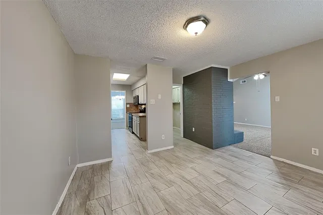 $2,525 | 1711 Elizabeth Drive, Carrollton, TX 75007