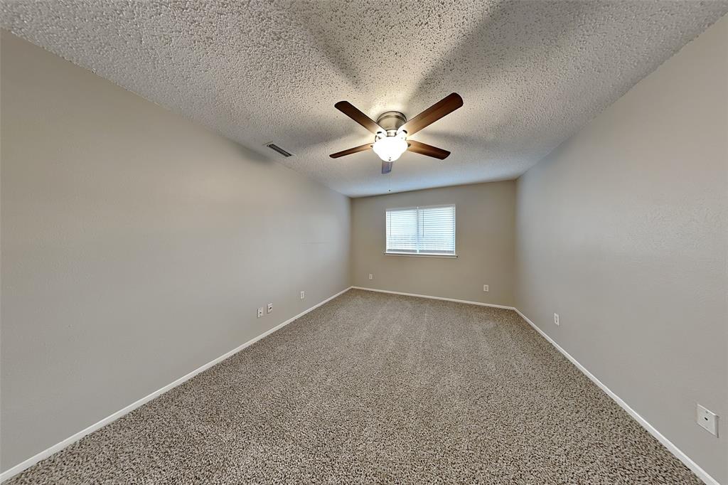 1711 Elizabeth Drive Carrollton, TX 75007 - Photo 8 of 21