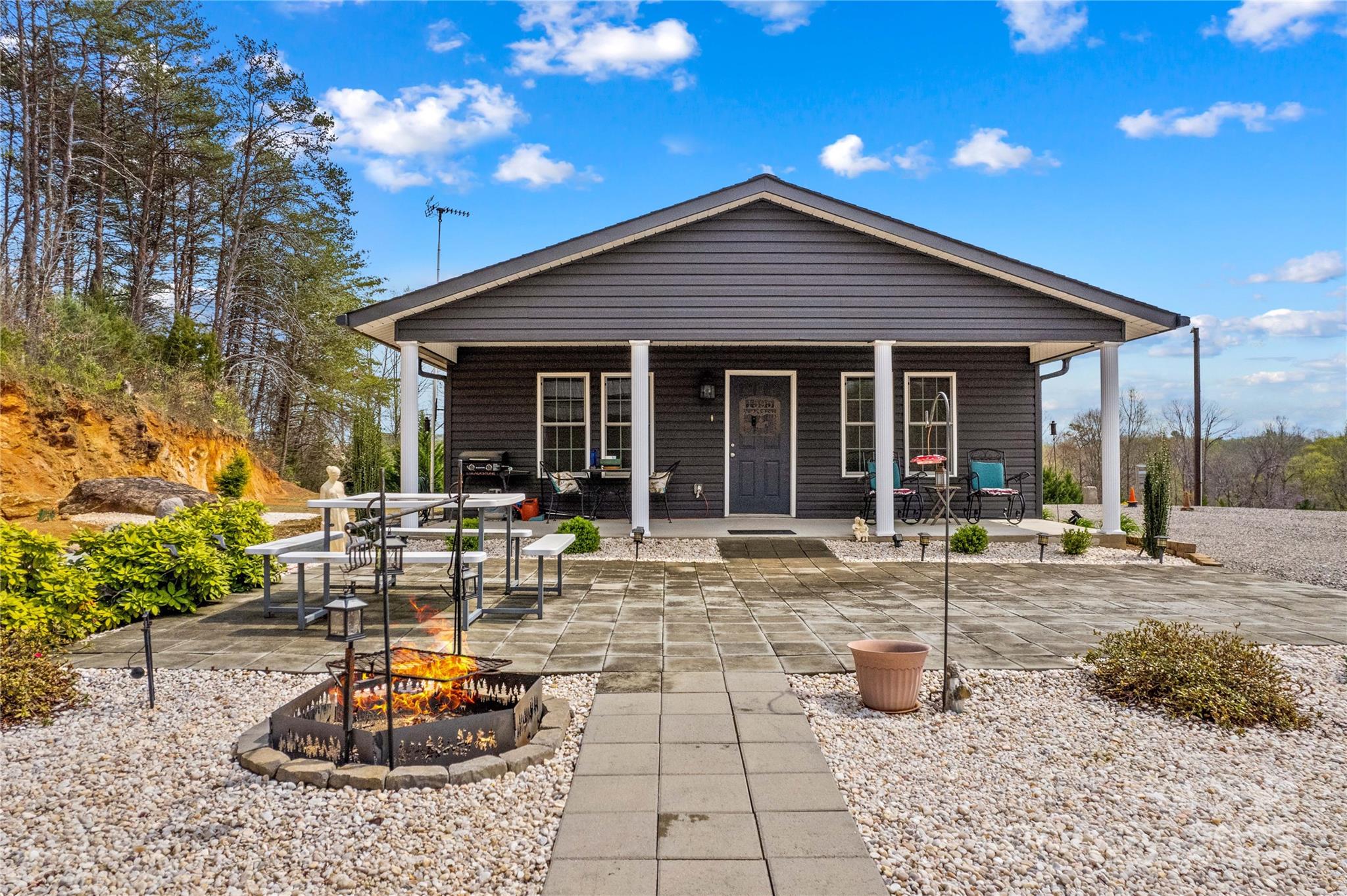 1595 Cheatham Ford Road Hiddenite, NC 28636 - Photo 3 of 48