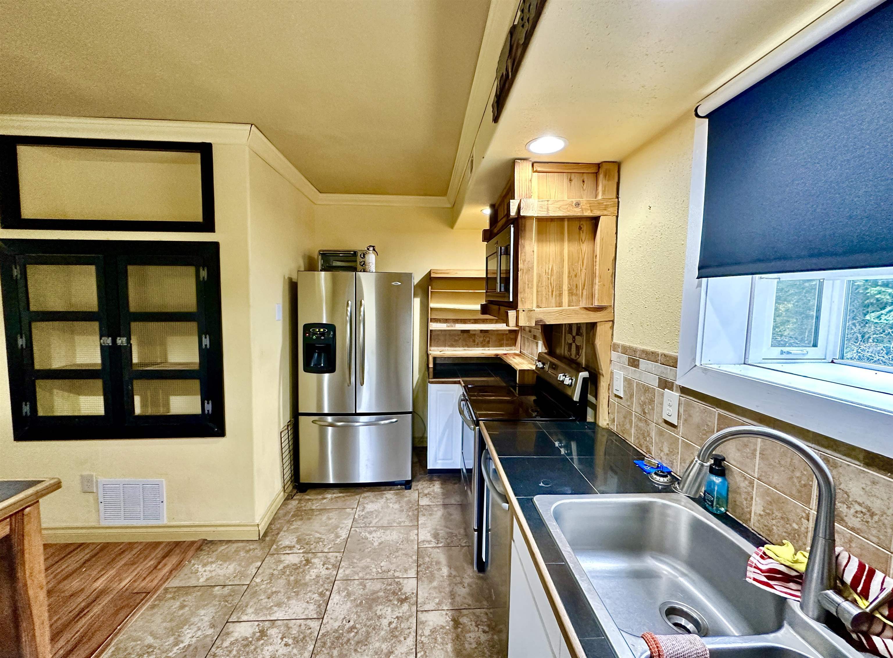 28018 North Jackson Road Chattaroy, WA 99003 - Photo 16 of 47