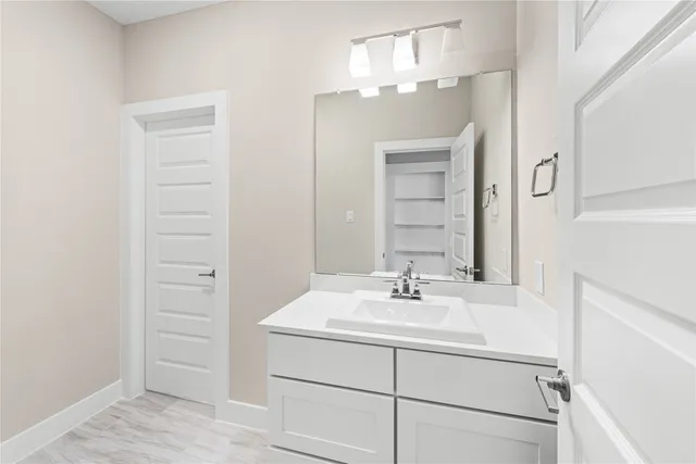 $879,000 | 29842 Kate Crk Lane, Fulshear, TX 77441