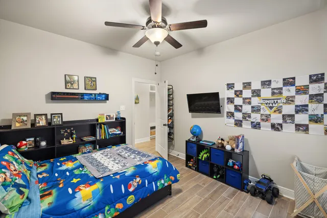 $3,200 | 212 Blaze Boulevard, Freeport, FL 32439