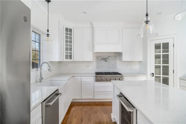 $996,840 | 74 Cardinal Road, Cranston, RI 02921