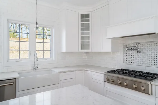 $996,840 | 74 Cardinal Road, Cranston, RI 02921