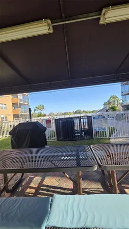 $160,000 | 3050 Sunrise Lakes Drive East, Unit 302, Sunrise, FL 33322