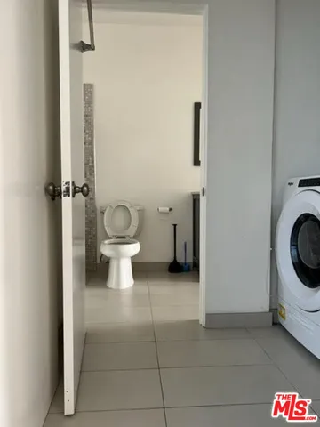 $7,995 | 20 28th Avenue, Unit B, Venice, CA 90291