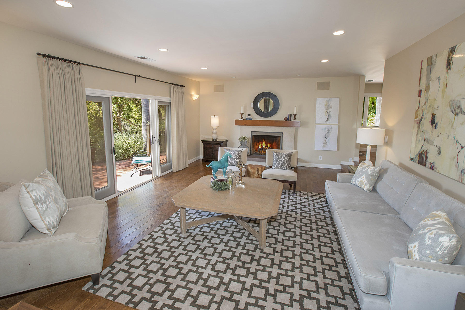 4061 Ramitas Road Santa Barbara, CA 93110 - Photo 3 of 21 living room