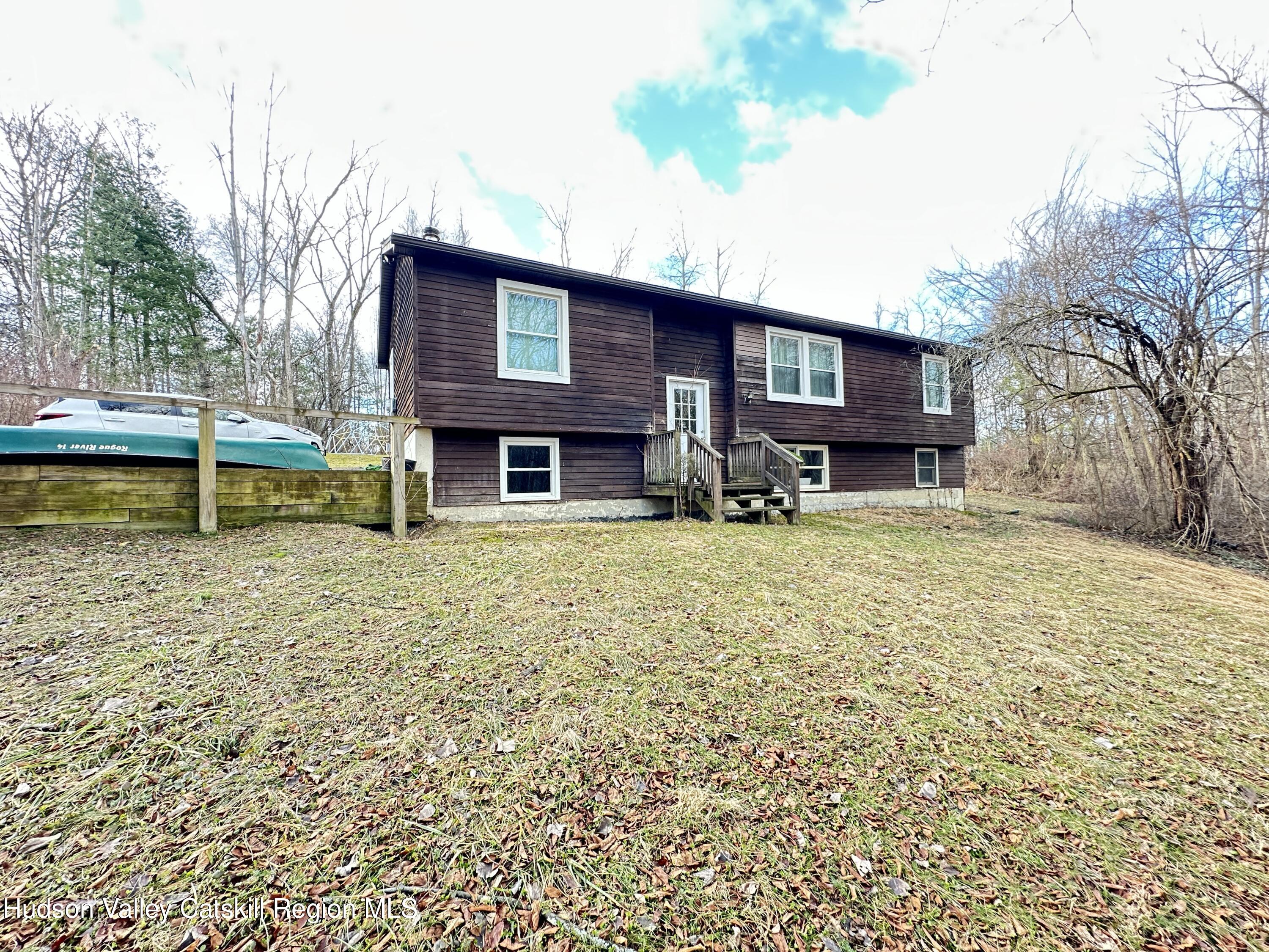 809 Sleepy Hollow Road Athens, NY 12015 - Photo 2 of 24 IMG_5608