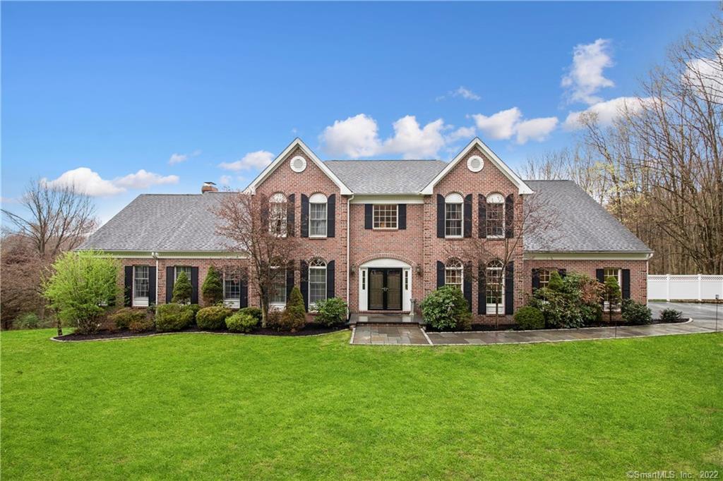 40 Farrell Road Newtown, CT 06470 - Photo 1 of 1