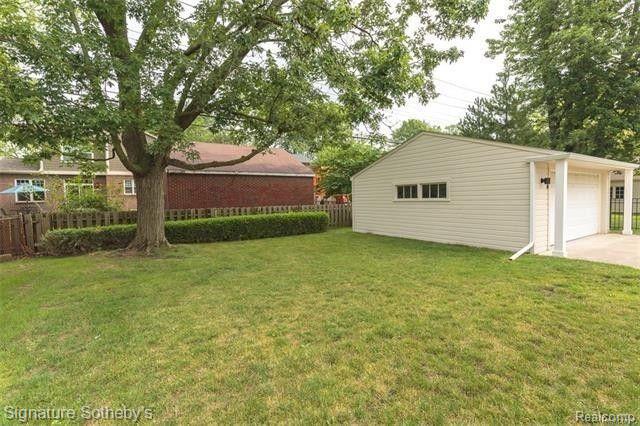 18460 Beverly Road Beverly Hills, MI 48025 - Photo 23 of 24