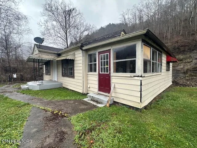 $49,900 | 13086 Highway 38, Evarts, KY 40828