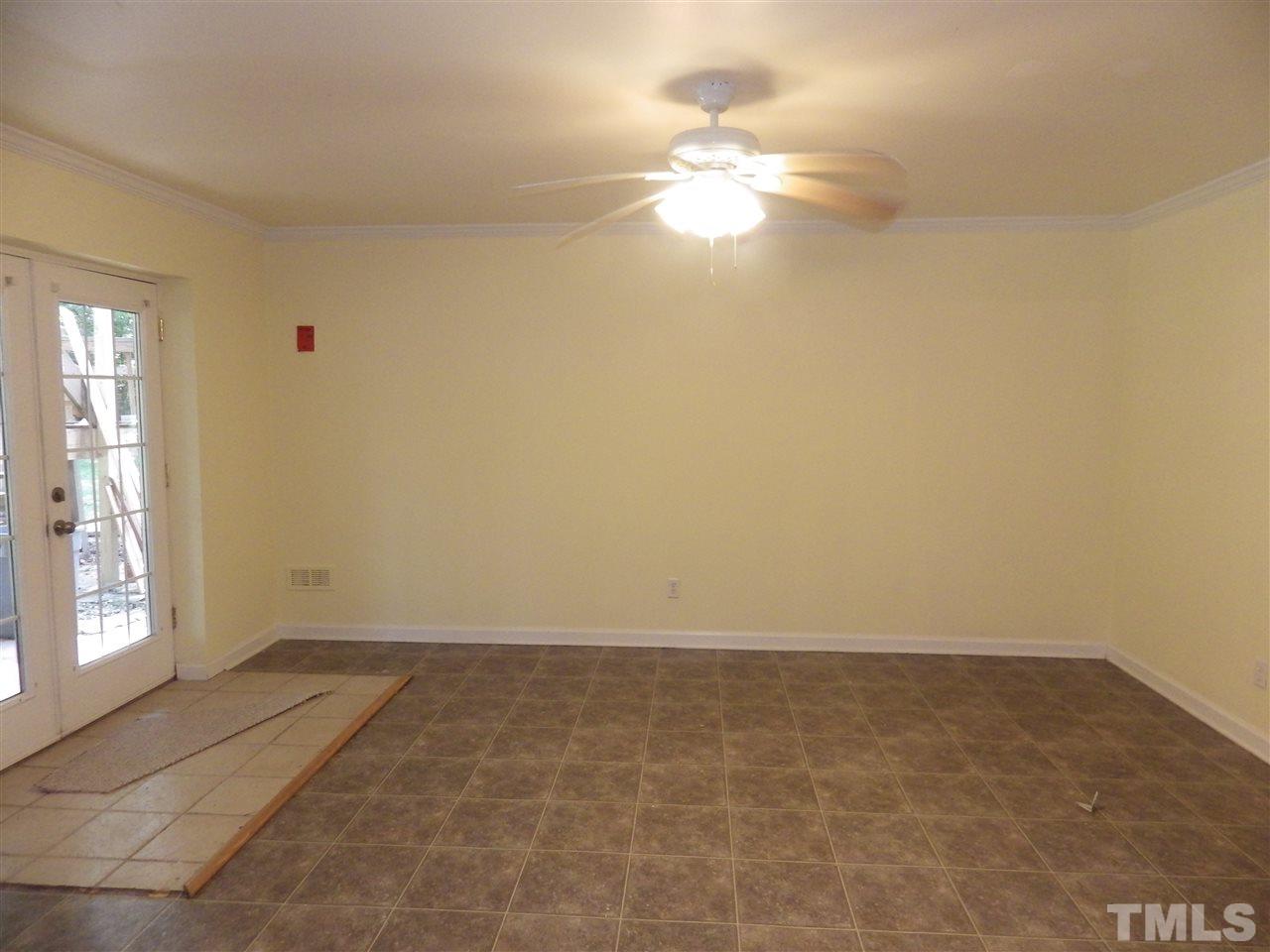 11212 Sedgefield Drive Raleigh, NC 27613 - Photo 9 of 16 Basement living room