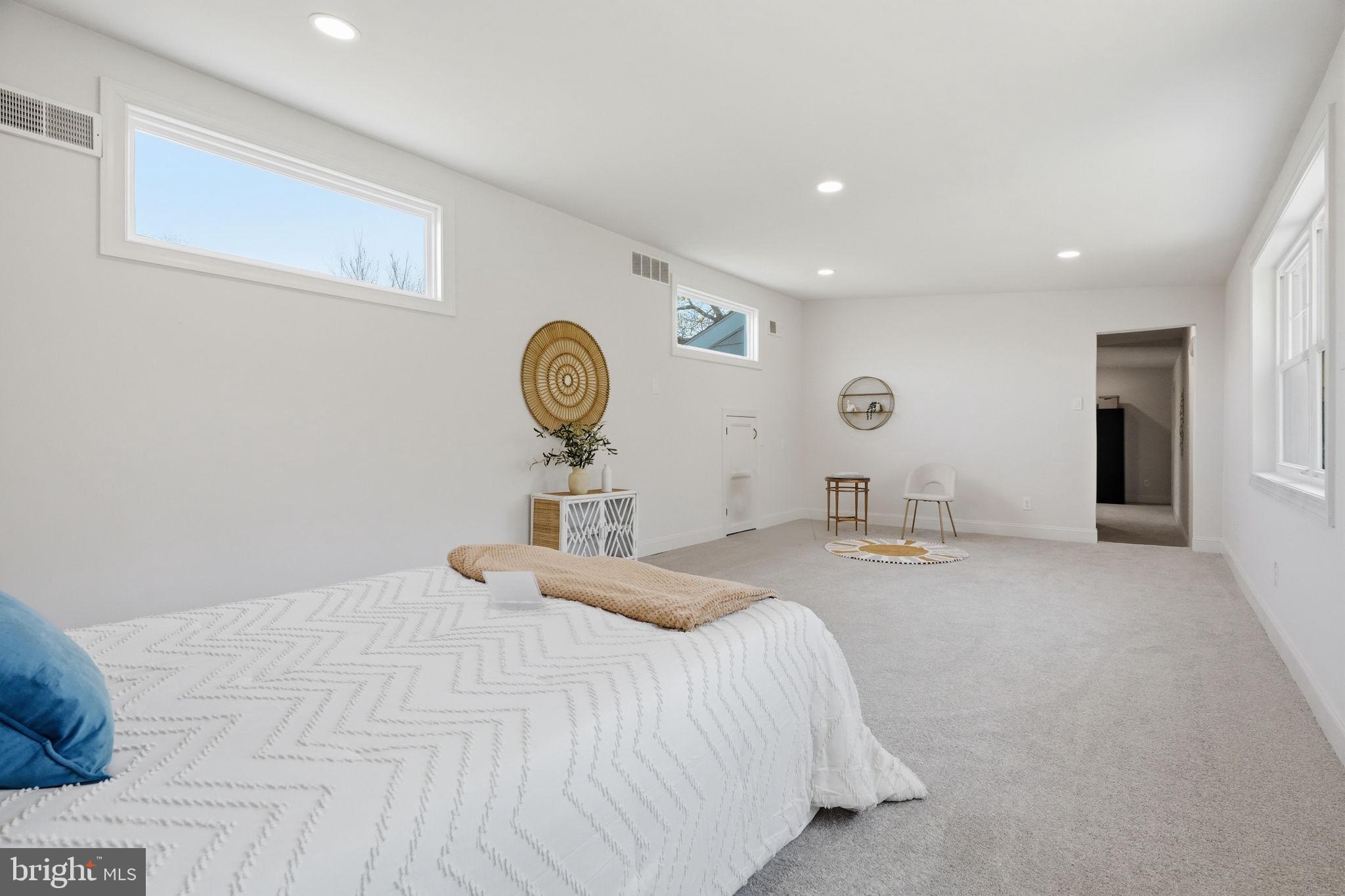 409 South Providence Road Wallingford, PA 19086 - Photo 66 of 106 Spacious, light-filled retreat.