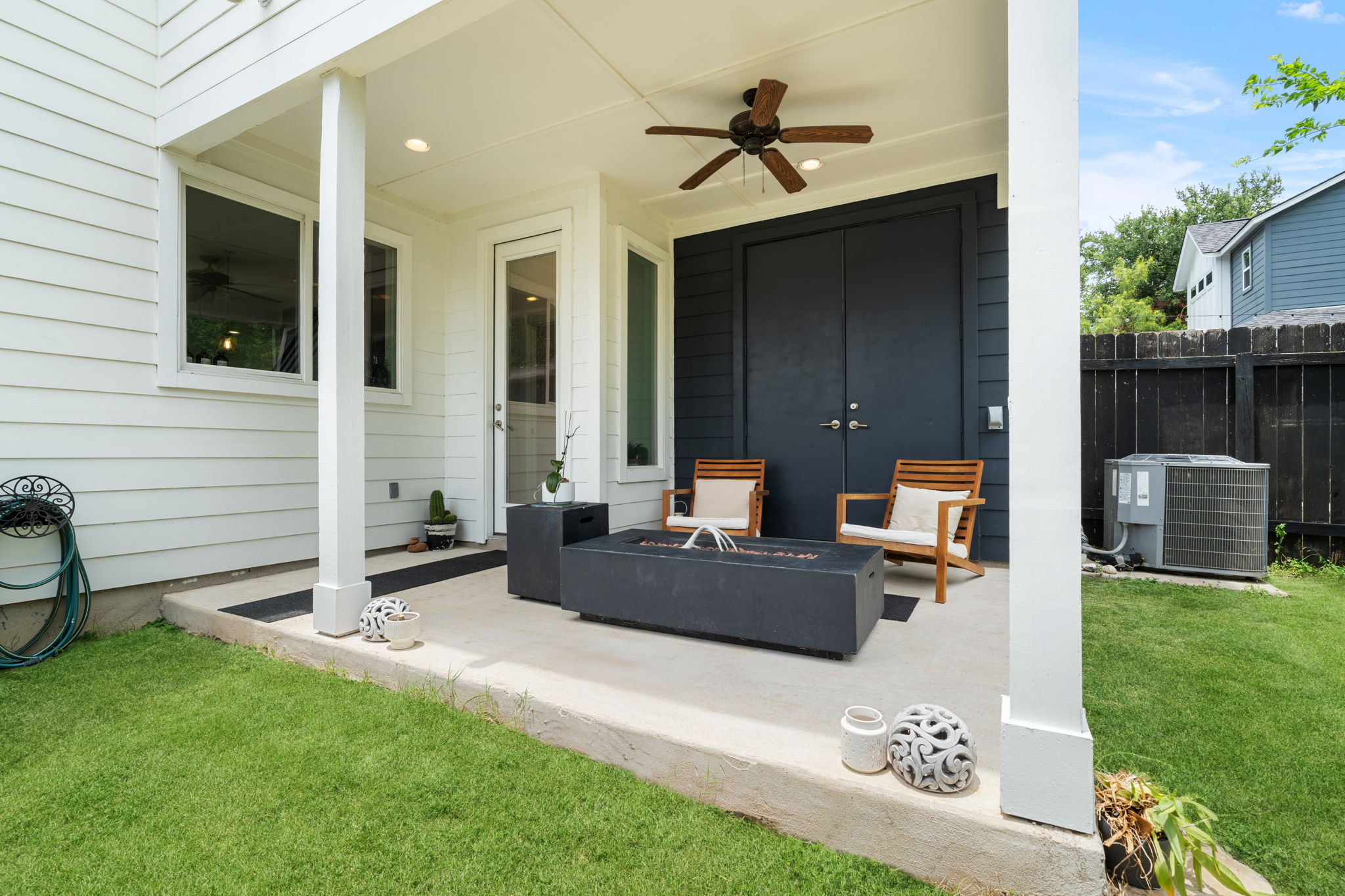1705 B Perez Street Austin, TX 78721 - Photo 23 of 31