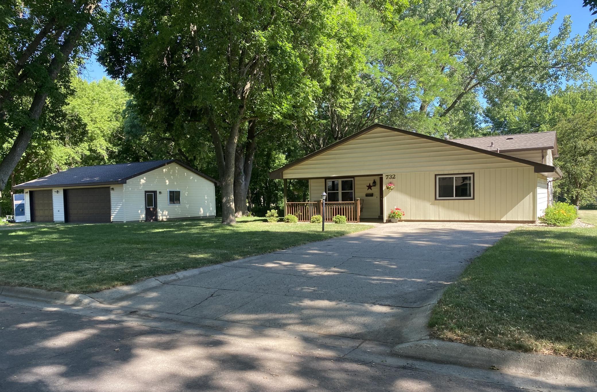 732 16th Street Windom, MN 56101 - Photo 1 of 1