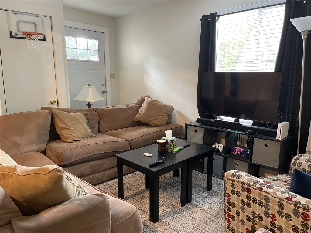 203 Northampton Road Amherst, MA 01002 - Photo 7 of 12 Gallery Image 7