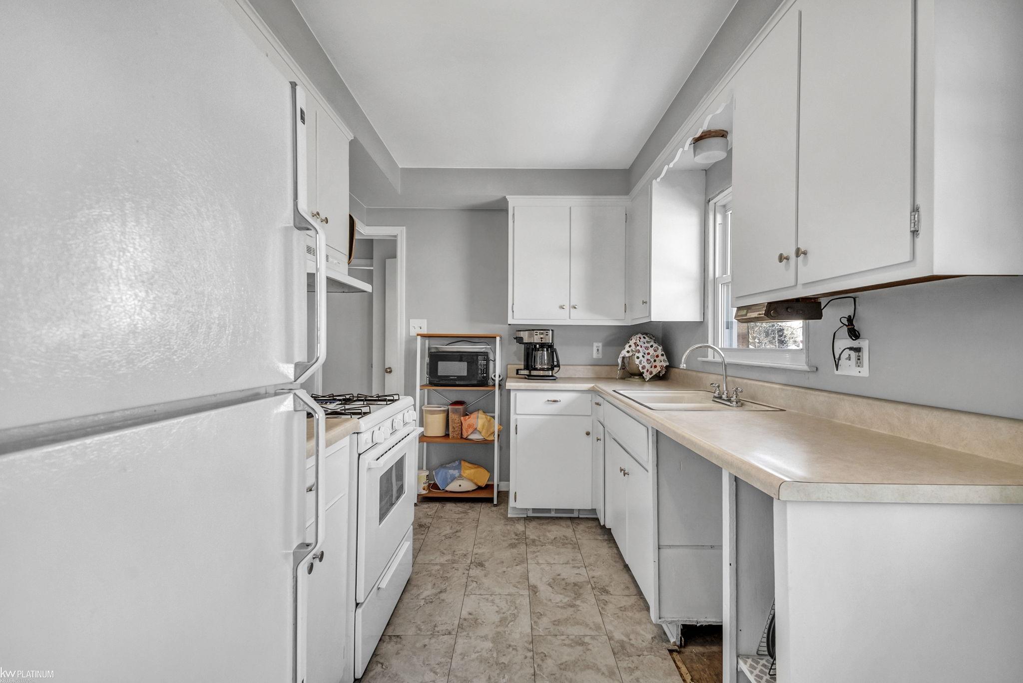 47673 Sugarbush Road Chesterfield, MI 48047 - Photo 15 of 55